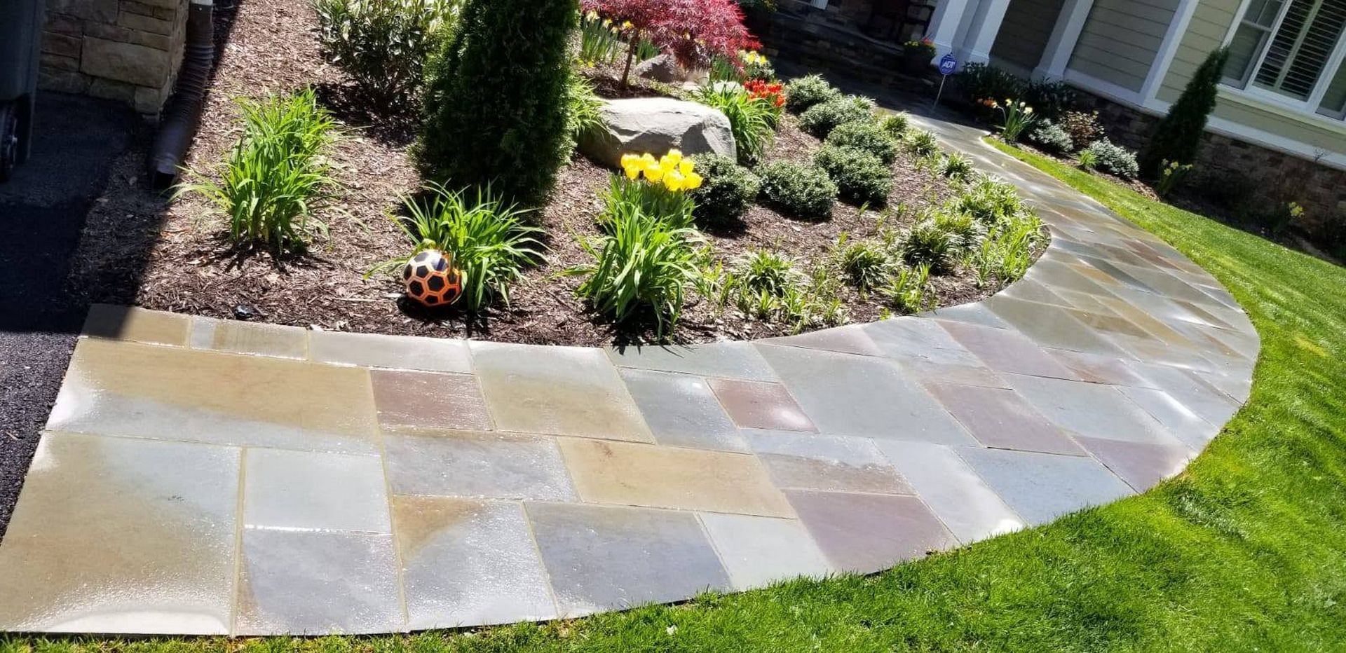 Paver patio hardscaping project